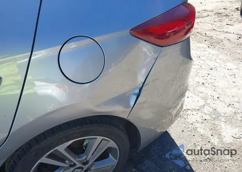 2017 Hyundai Elantra Limited from USA, damaged, VIN 5NPD84LF8HH079059